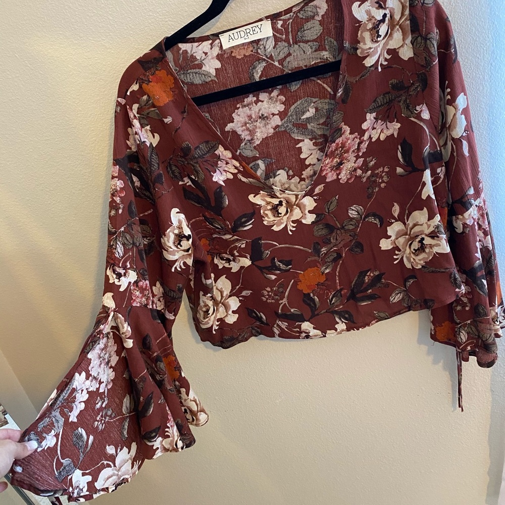 Burgundy and floral bell sleeved crop top